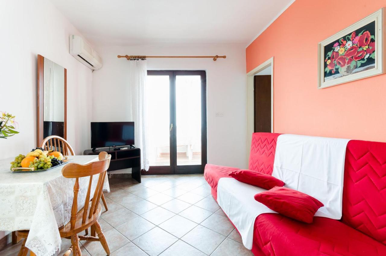 Apartments Sime ロパール 部屋 写真